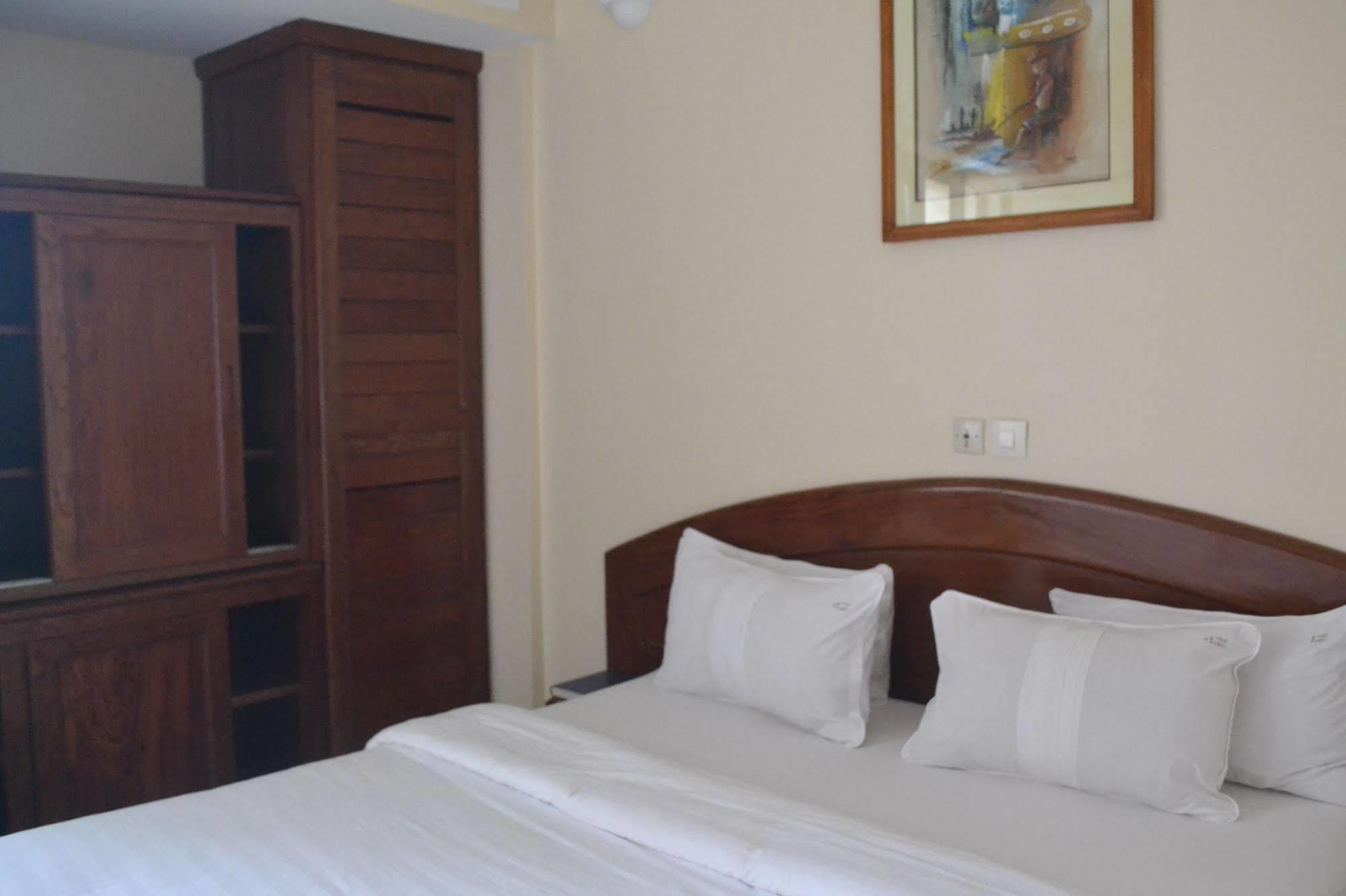 Planet Hotel Douala Exteriér fotografie